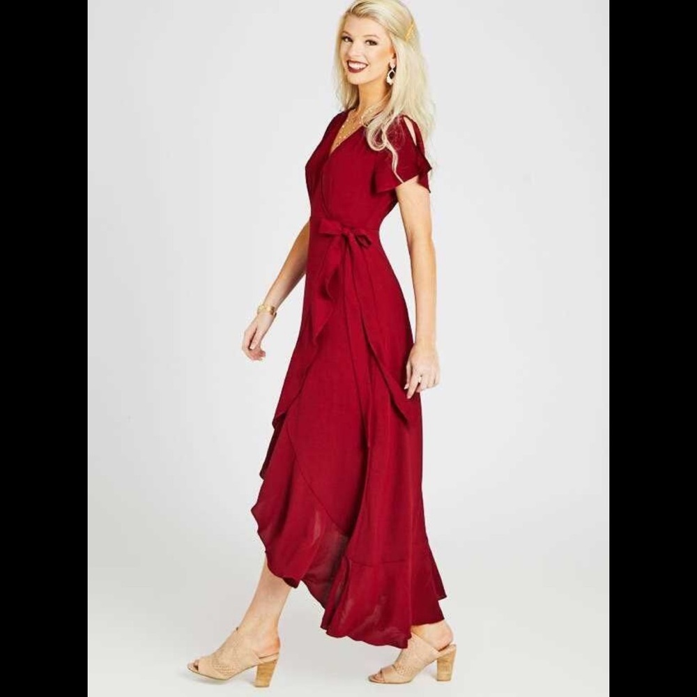 Altar’d State Springvale High-Low Maxi Flowy Formal Burgundy Maroon Red Medium